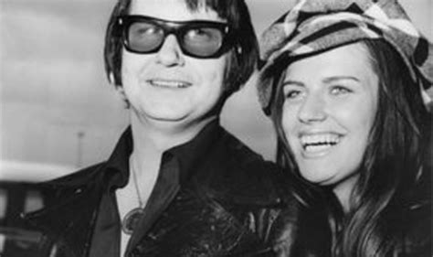 roy orbison levensverhaal|roy orbison wife killed.
